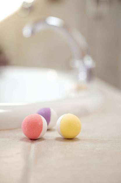 Lemon Lavender In a Fizzy Mini Bath Bombs