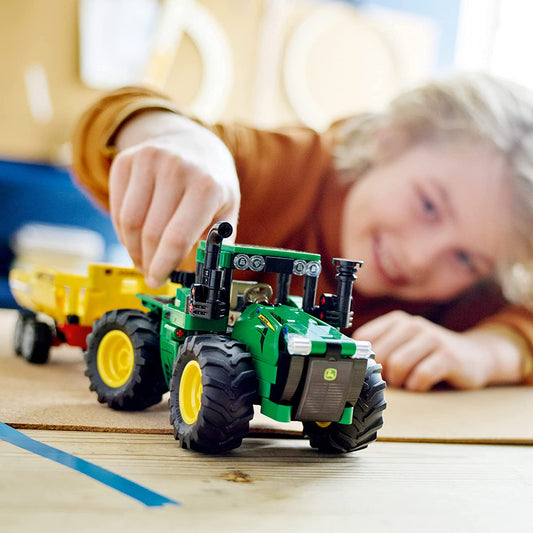 John Deere Tractor 4 Wd