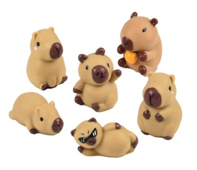 Mini Squishy Capybara Tub-1